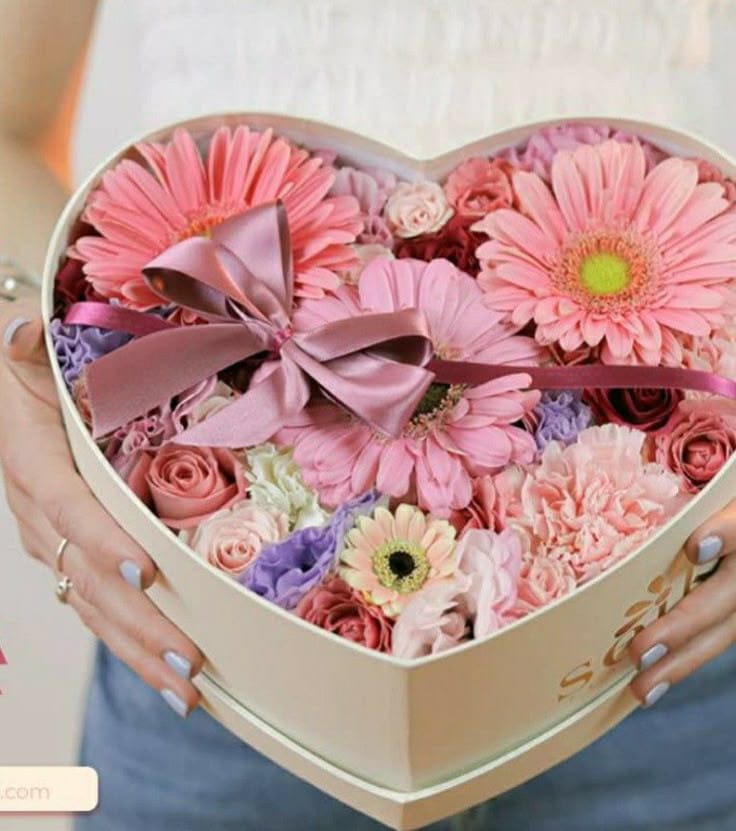 đ Caja Floral âCorazĂłn en Florâ