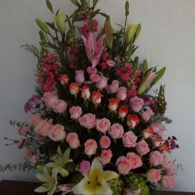 Arreglo Floral “Jardín de Amor”