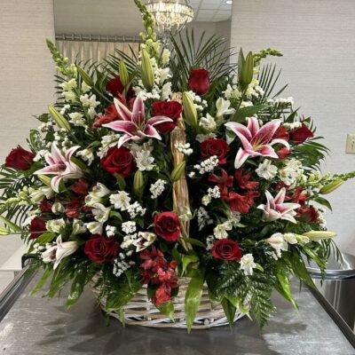 Arreglo Floral “Majestad Carmesí”