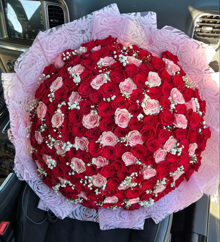 🌹 Bouquet “100 Razones” – Taller Floral