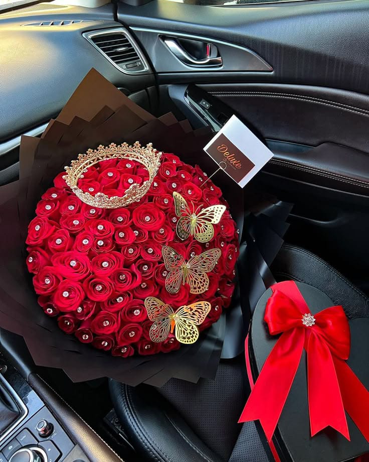 👑🌹 Bouquet “Deluxe Queen” – Taller Floral