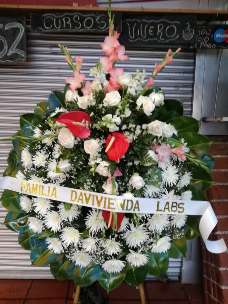 Corona de condolencias I