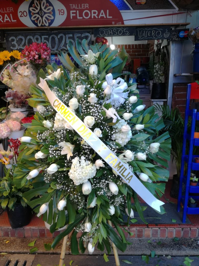 Pedestal fúnebre III